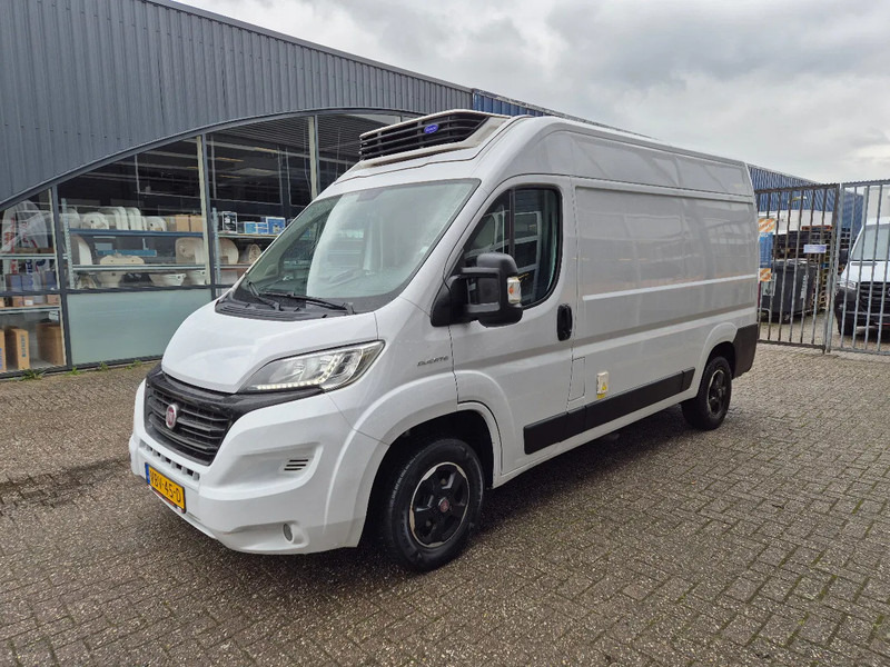 Fiat Ducato 2.3D L2H2 Koelwagen/ Carrier Xarios 300/ Standby 230V - Autoutilitară frigorifica: Foto 4 Fiat Ducato 2.3D L2H2 Koelwagen/ Carrier Xarios 300/ Standby 230V - Autoutilitară frigorifica: Foto 4