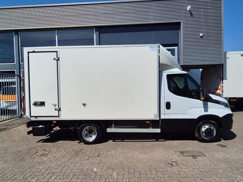 Iveco Daily 35C13 Koelkoffer Carrier Pulsor 400 -20C / +20C LBW Euro 6 - Autoutilitară frigorifica: Foto 3 Iveco Daily 35C13 Koelkoffer Carrier Pulsor 400 -20C / +20C LBW Euro 6 - Autoutilitară frigorifica: Foto 3