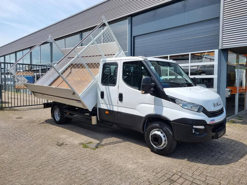 Iveco Daily 70C18/ Dreiseitenkipper/ Airco/ 7 Pers. - Camion basculantă: Foto 2 Iveco Daily 70C18/ Dreiseitenkipper/ Airco/ 7 Pers. - Camion basculantă: Foto 2