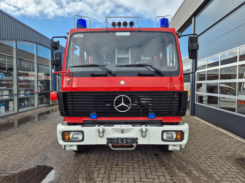 Mercedes-Benz SK 1224 4x4 FIRETRUCK/ FEUERWEHR/ 2400L TANK/ EXPEDITION - Autospeciala de stins incendii: Foto 4 Mercedes-Benz SK 1224 4x4 FIRETRUCK/ FEUERWEHR/ 2400L TANK/ EXPEDITION - Autospeciala de stins incendii: Foto 4