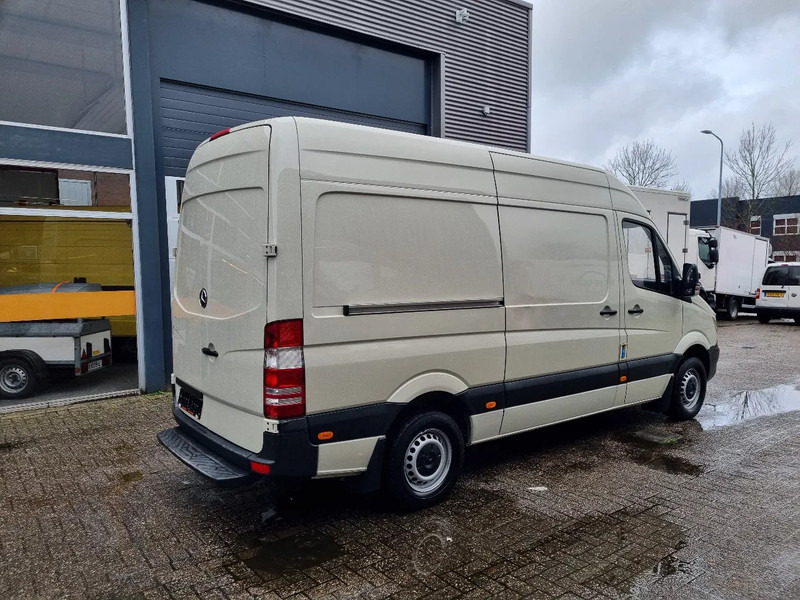 Mercedes-Benz Sprinter 311 CDI L2H2 EURO 6 2.2 CDI RWD - Dubă: Foto 2 Mercedes-Benz Sprinter 311 CDI L2H2 EURO 6 2.2 CDI RWD - Dubă: Foto 2