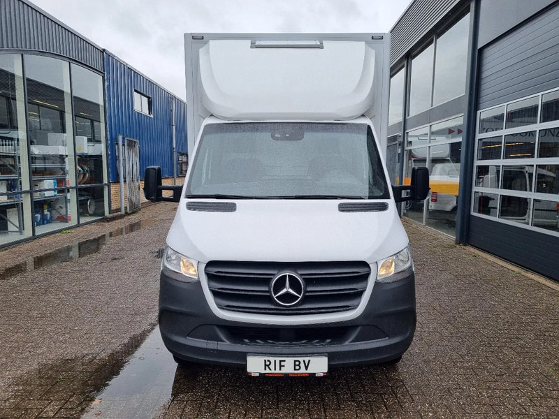 Mercedes-Benz Sprinter 516 CDI BE Clixtar/ Webasto/ 27 KUB/ Nutzlast 3.3T/ 073689 - Autoutilitară box: Foto 3 Mercedes-Benz Sprinter 516 CDI BE Clixtar/ Webasto/ 27 KUB/ Nutzlast 3.3T/ 073689 - Autoutilitară box: Foto 3