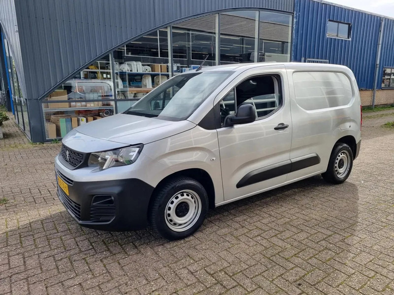 Peugeot Partner 1.5 HDI/ Koelwagen/ Airco/ Navi - Autoutilitară frigorifica: Foto 4 Peugeot Partner 1.5 HDI/ Koelwagen/ Airco/ Navi - Autoutilitară frigorifica: Foto 4
