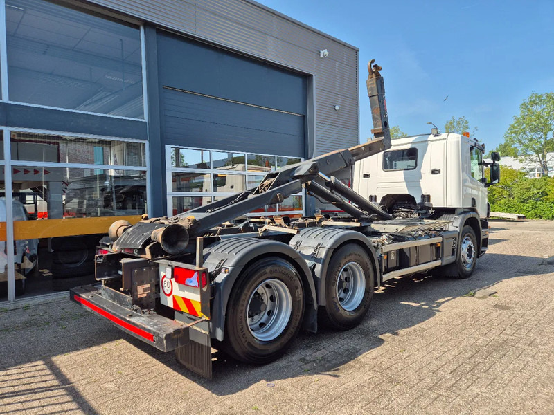 Scania P360 6X4 Containersysteem/ 21T Multilift/ Adjustable Hook - Camion cu sistem de cablu: Foto 3 Scania P360 6X4 Containersysteem/ 21T Multilift/ Adjustable Hook - Camion cu sistem de cablu: Foto 3
