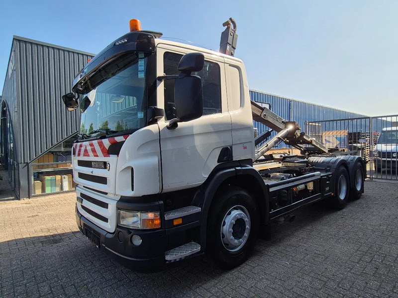 Scania P360 6X4 Containersysteem/ 21T Multilift/ Adjustable Hook - Camion cu sistem de cablu: Foto 5 Scania P360 6X4 Containersysteem/ 21T Multilift/ Adjustable Hook - Camion cu sistem de cablu: Foto 5