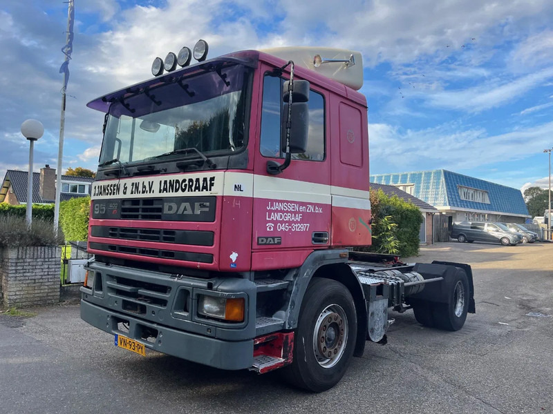 DAF 95.400 ATI 4X2 Holland Truck - Cap tractor: Foto 1 DAF 95.400 ATI 4X2 Holland Truck - Cap tractor: Foto 1