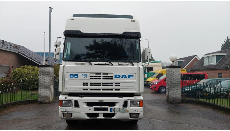 DAF 95.430 430 ATI SSC - Cap tractor: Foto 5 DAF 95.430 430 ATI SSC - Cap tractor: Foto 5