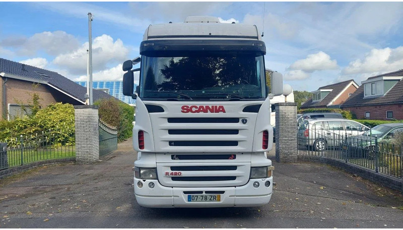 Scania R420 4x2 MANUAL GEARBOX RETARDER - Cap tractor: Foto 5 Scania R420 4x2 MANUAL GEARBOX RETARDER - Cap tractor: Foto 5