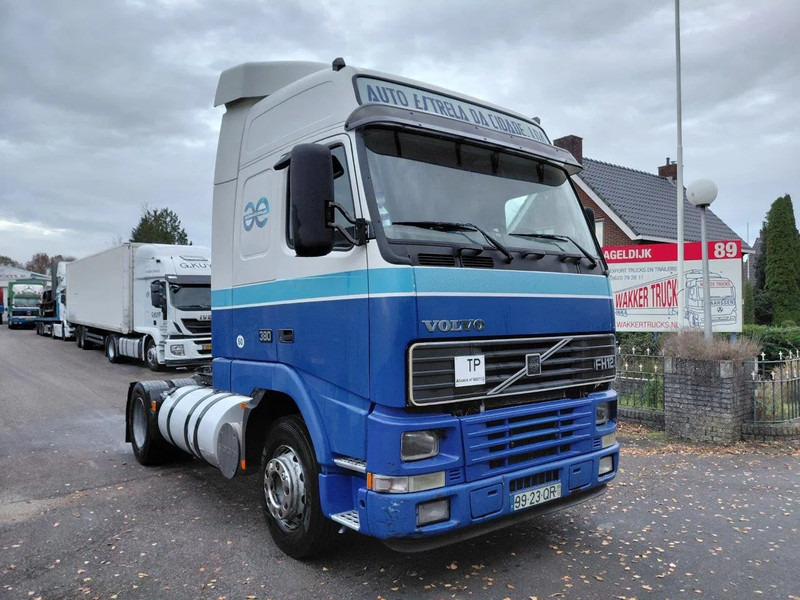 Volvo FH 12.380 MANUAL 3+3 GEARBOX - Cap tractor: Foto 3 Volvo FH 12.380 MANUAL 3+3 GEARBOX - Cap tractor: Foto 3