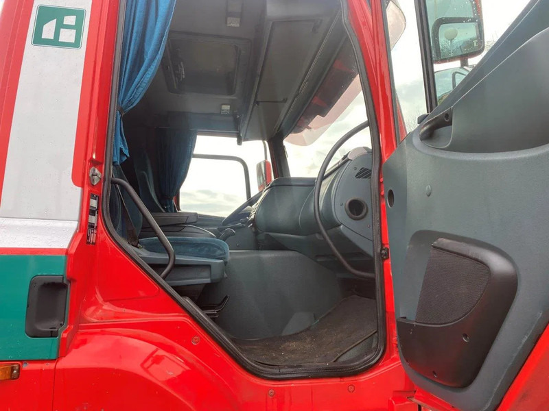 DAF CF 85.380 8x4 HOLLAND TRUCK MANUAL GEARBOX FULL STEEL SPRING - Camion cu sistem de cablu: Foto 4 DAF CF 85.380 8x4 HOLLAND TRUCK MANUAL GEARBOX FULL STEEL SPRING - Camion cu sistem de cablu: Foto 4