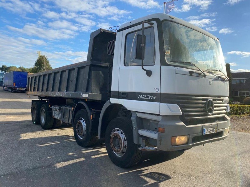 Mercedes-Benz 3235 8X4 MANUAL KIPPER ACTROS - Camion basculantă: Foto 2 Mercedes-Benz 3235 8X4 MANUAL KIPPER ACTROS - Camion basculantă: Foto 2