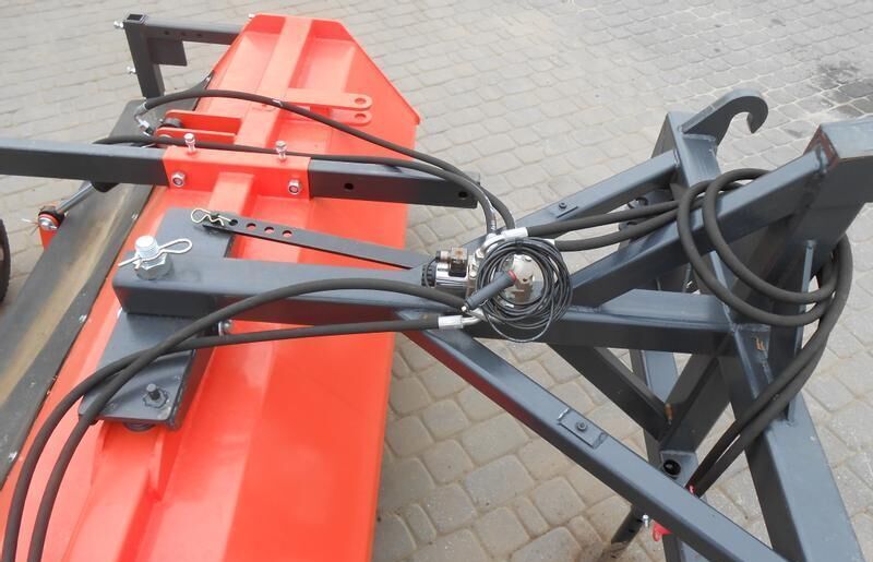 METAL-TECHNIK Zamiatarka 1,6/Sweeper - Perie pentru Măturătoare stradală: Foto 1 METAL-TECHNIK Zamiatarka 1,6/Sweeper - Perie pentru Măturătoare stradală: Foto 1