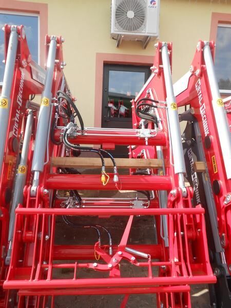Metal-Technik Frontlader für Case/ Front loader/ Ładowacz TUR - Tractor agricol: Foto 5 Metal-Technik Frontlader für Case/ Front loader/ Ładowacz TUR - Tractor agricol: Foto 5