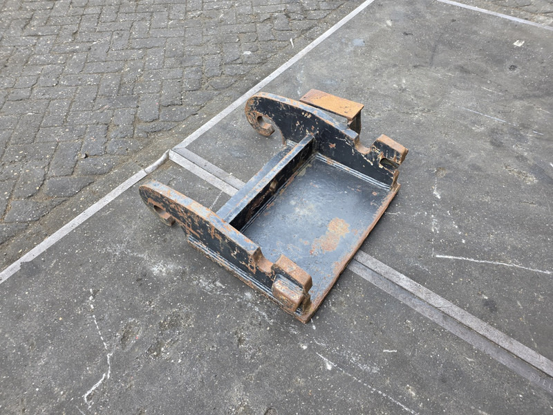 Kopplaat cw30 cw 40 adaptorplate cw30 cw40 - Cuplare rapidă pentru Utilaje constructii: Foto 4 Kopplaat cw30 cw 40 adaptorplate cw30 cw40 - Cuplare rapidă pentru Utilaje constructii: Foto 4
