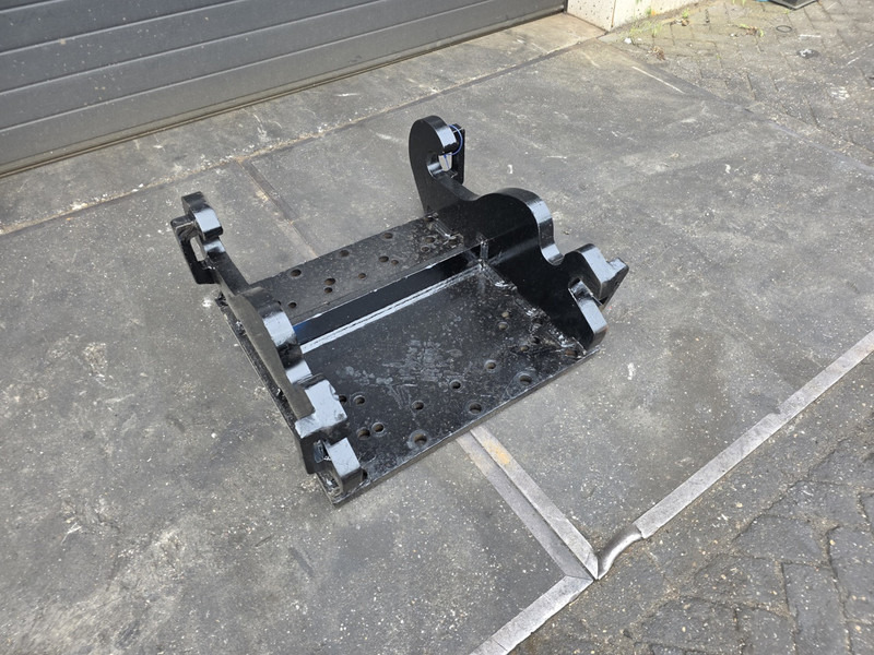 Kopplaat cw45 breedt adapter plate hammer plate verachtert cw45 - Cuplare rapidă pentru Utilaje constructii: Foto 2 Kopplaat cw45 breedt adapter plate hammer plate verachtert cw45 - Cuplare rapidă pentru Utilaje constructii: Foto 2