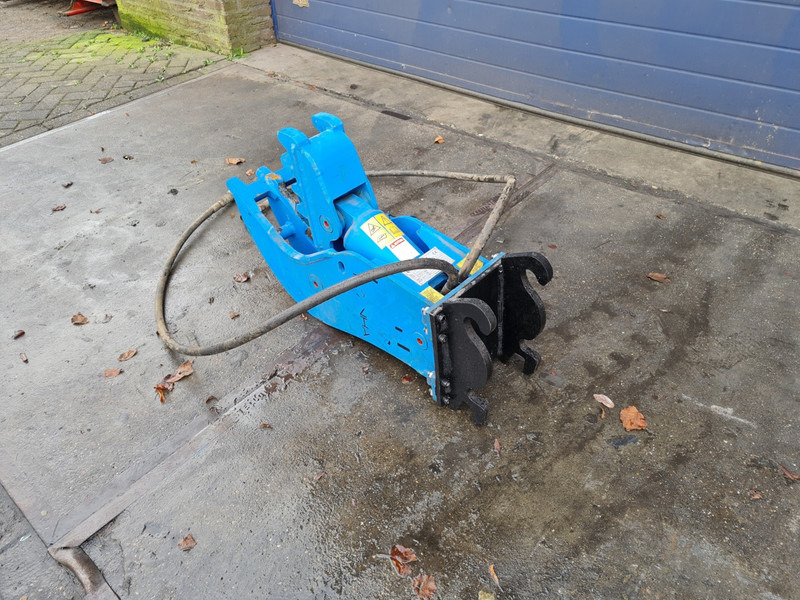 Mbi crusher cw05 vergruizer - Foarfece hidraulic: Foto 2 Mbi crusher cw05 vergruizer - Foarfece hidraulic: Foto 2