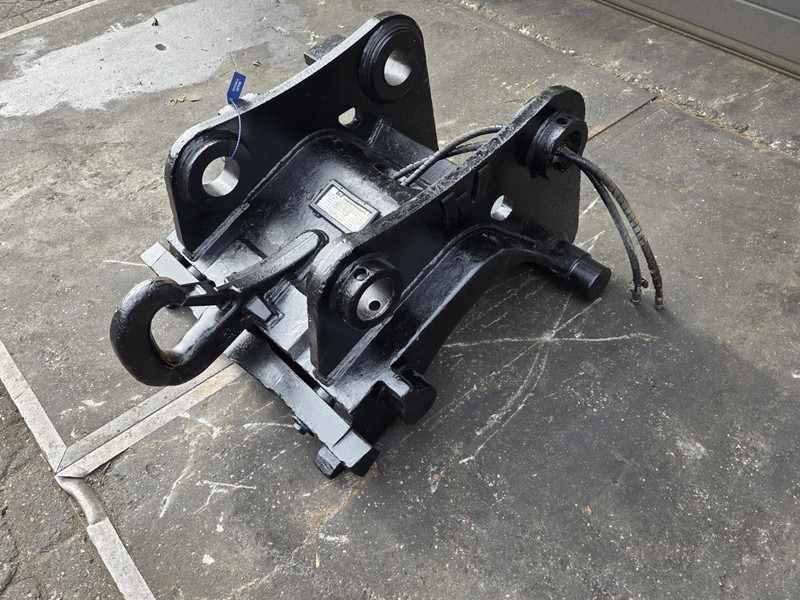 Snelwissel cw45 coupler verachtert coupler cw45 verachtert - Cuplare rapidă pentru Utilaje constructii: Foto 2 Snelwissel cw45 coupler verachtert coupler cw45 verachtert - Cuplare rapidă pentru Utilaje constructii: Foto 2