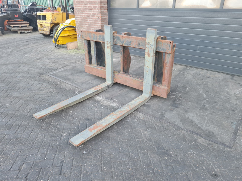 Vorkenbord volvo pallet tines volvo l - Furci pentru Utilaje constructii: Foto 2 Vorkenbord volvo pallet tines volvo l - Furci pentru Utilaje constructii: Foto 2