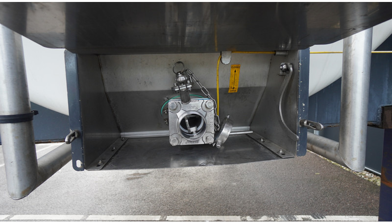 Van Hool 20FT TANK 28.000ltr Drop off system 2 Compartiments - Ataşament: Foto 4 Van Hool 20FT TANK 28.000ltr Drop off system 2 Compartiments - Ataşament: Foto 4