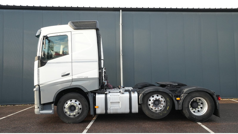 Volvo FH 420 6X2 ADR 881.000KM - Cap tractor: Foto 1 Volvo FH 420 6X2 ADR 881.000KM - Cap tractor: Foto 1