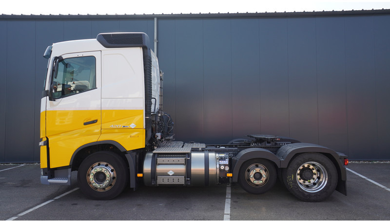 Cap tractor Volvo FH 420 6X2 LNG ADR: Foto 1