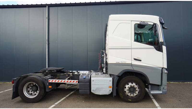 Volvo FH 420 ADR EURO 6 756.000KM - Cap tractor: Foto 2 Volvo FH 420 ADR EURO 6 756.000KM - Cap tractor: Foto 2