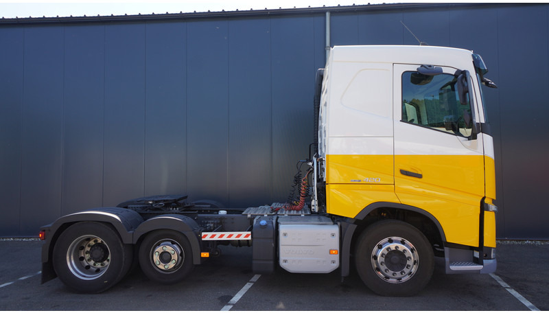 Volvo FH420 6X2 ADR EURO 6 - Cap tractor: Foto 2 Volvo FH420 6X2 ADR EURO 6 - Cap tractor: Foto 2
