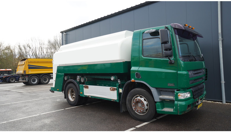 DAF 75.250 FUEL TANK TRUCK 11.300LTR 783.400KM - Camion cisternă: Foto 4 DAF 75.250 FUEL TANK TRUCK 11.300LTR 783.400KM - Camion cisternă: Foto 4
