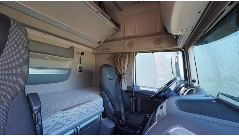 DAF XF460 8X2 HOOKARM SYSTEM TRUCK - Camion cu cârlig: Foto 5 DAF XF460 8X2 HOOKARM SYSTEM TRUCK - Camion cu cârlig: Foto 5