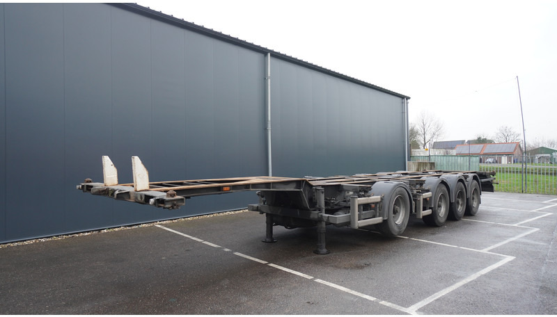 Floor 4 AXLE BREAKER CONTAINER TRAILER - Semiremorcă transport containere/ Swap body: Foto 2 Floor 4 AXLE BREAKER CONTAINER TRAILER - Semiremorcă transport containere/ Swap body: Foto 2