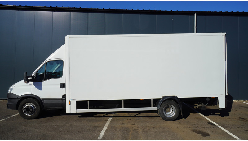 Iveco DAILY 70C17 CLOSED BOX 185.500KM - Camion furgon: Foto 1 Iveco DAILY 70C17 CLOSED BOX 185.500KM - Camion furgon: Foto 1