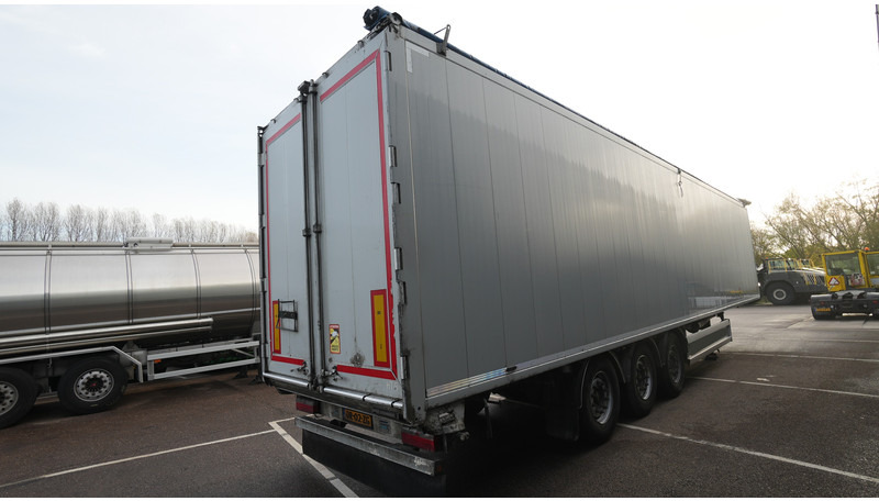 Knapen 3 AXLE WALKING FLOOR TRAILER - Semiremorcă cu podea culisantă: Foto 5 Knapen 3 AXLE WALKING FLOOR TRAILER - Semiremorcă cu podea culisantă: Foto 5