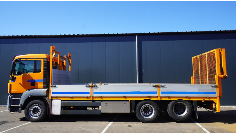 MAN TGS 28.360 6X2 CAR AND MACHINE TRANSPORT 228.000KM MANUAL GEARBOX - Camion transport auto: Foto 1 MAN TGS 28.360 6X2 CAR AND MACHINE TRANSPORT 228.000KM MANUAL GEARBOX - Camion transport auto: Foto 1