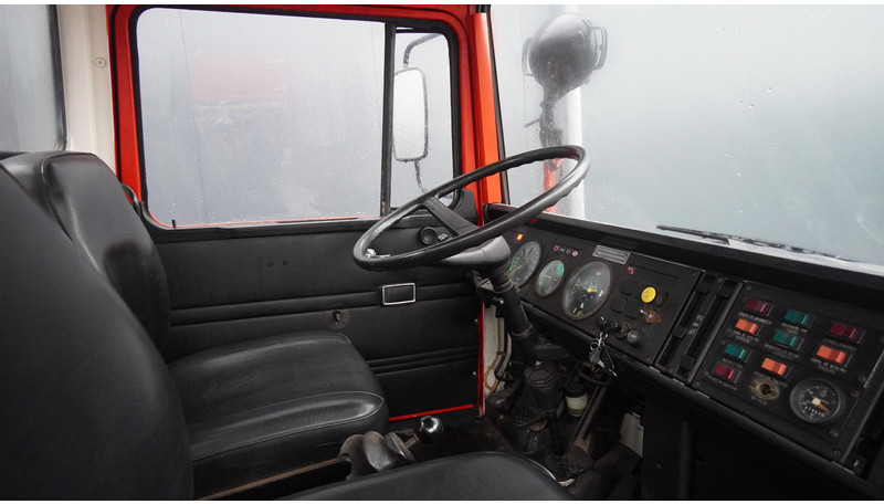Mercedes-Benz 809 FIRE LADDER TRUCK 13.100KM MANUAL GEARBOX - Autospeciala de stins incendii: Foto 5 Mercedes-Benz 809 FIRE LADDER TRUCK 13.100KM MANUAL GEARBOX - Autospeciala de stins incendii: Foto 5
