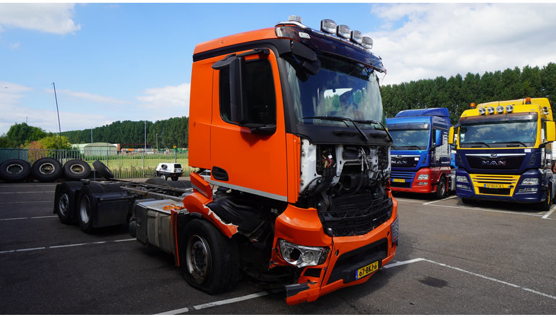 Mercedes-Benz ANTOS 2843 6x2 DAMAGED VEHICLE - Camion şasiu: Foto 3 Mercedes-Benz ANTOS 2843 6x2 DAMAGED VEHICLE - Camion şasiu: Foto 3