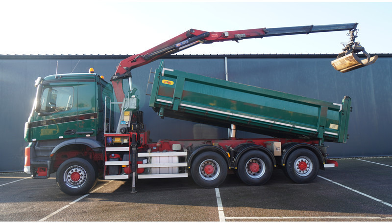 Mercedes-Benz AROCS 3542 8X4 2 SIDE TIPPER WITH HMF Z 1943 CRANE 407.000KM - Camion cu macara: Foto 1 Mercedes-Benz AROCS 3542 8X4 2 SIDE TIPPER WITH HMF Z 1943 CRANE 407.000KM - Camion cu macara: Foto 1