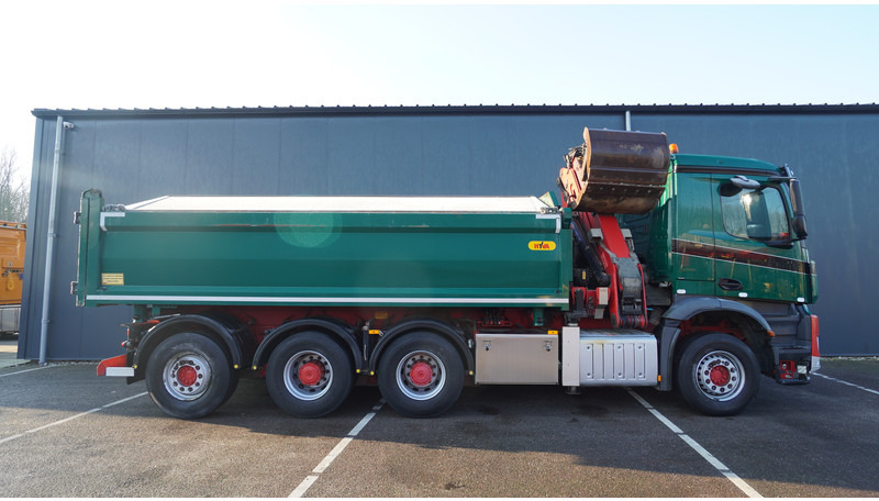 Mercedes-Benz AROCS 3542 8X4 2 SIDE TIPPER WITH HMF Z 1943 CRANE 407.000KM - Camion cu macara: Foto 4 Mercedes-Benz AROCS 3542 8X4 2 SIDE TIPPER WITH HMF Z 1943 CRANE 407.000KM - Camion cu macara: Foto 4