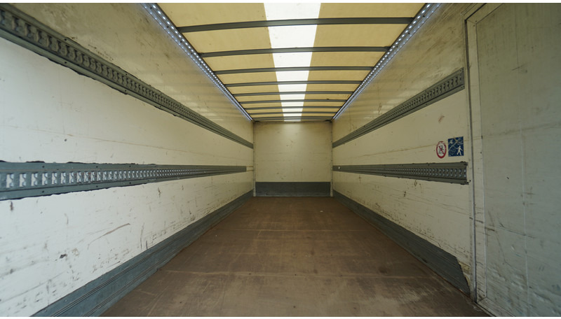 Renault D12 PROTECT EURO 6 615.000KM - Camion furgon: Foto 5 Renault D12 PROTECT EURO 6 615.000KM - Camion furgon: Foto 5