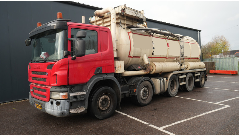 Scania P 380 10X4 BLOW AND SUCK TRUCK 522.000 - Camion cisternă: Foto 3 Scania P 380 10X4 BLOW AND SUCK TRUCK 522.000 - Camion cisternă: Foto 3