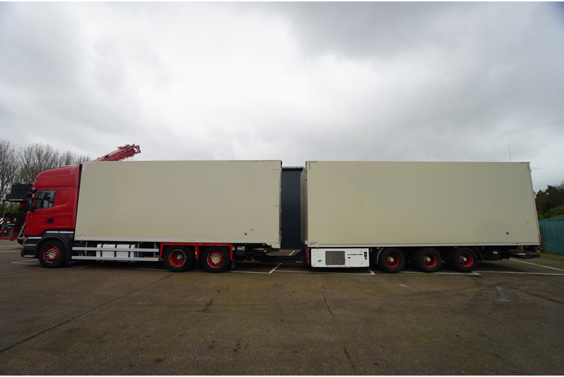 Scania R 580 V8 6X2 FRIGO RETARDER IN COMBI WITH BURG TRAILER - Camion frigider: Foto 1 Scania R 580 V8 6X2 FRIGO RETARDER IN COMBI WITH BURG TRAILER - Camion frigider: Foto 1