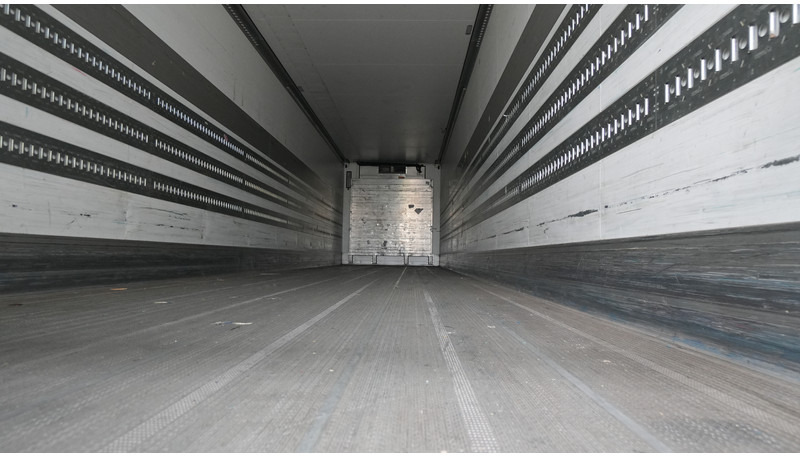 Schmitz Cargobull 3 AXLE FRIGO TRAILER - Semiremorcă frigider: Foto 4 Schmitz Cargobull 3 AXLE FRIGO TRAILER - Semiremorcă frigider: Foto 4