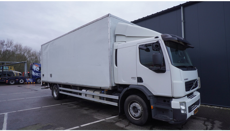 Volvo FE 280 CLOSED BOX 354.000KM MANUAL GEARBOX - Camion furgon: Foto 4 Volvo FE 280 CLOSED BOX 354.000KM MANUAL GEARBOX - Camion furgon: Foto 4