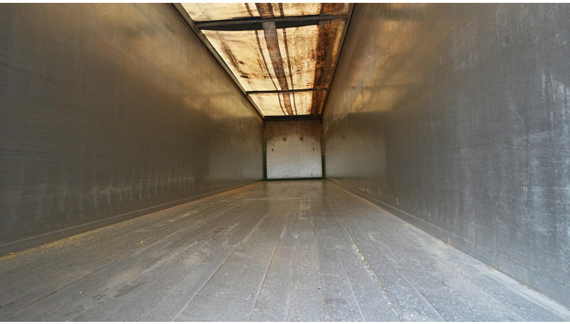 Kraker 3 AXLE WALKING FLOOR TRAILER - Semiremorcă cu podea culisantă: Foto 4 Kraker 3 AXLE WALKING FLOOR TRAILER - Semiremorcă cu podea culisantă: Foto 4