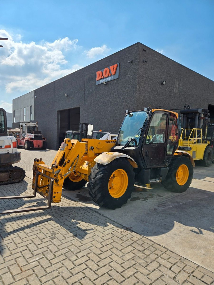 JCB 530 - Stivuitor telescopic: Foto 1 JCB 530 - Stivuitor telescopic: Foto 1