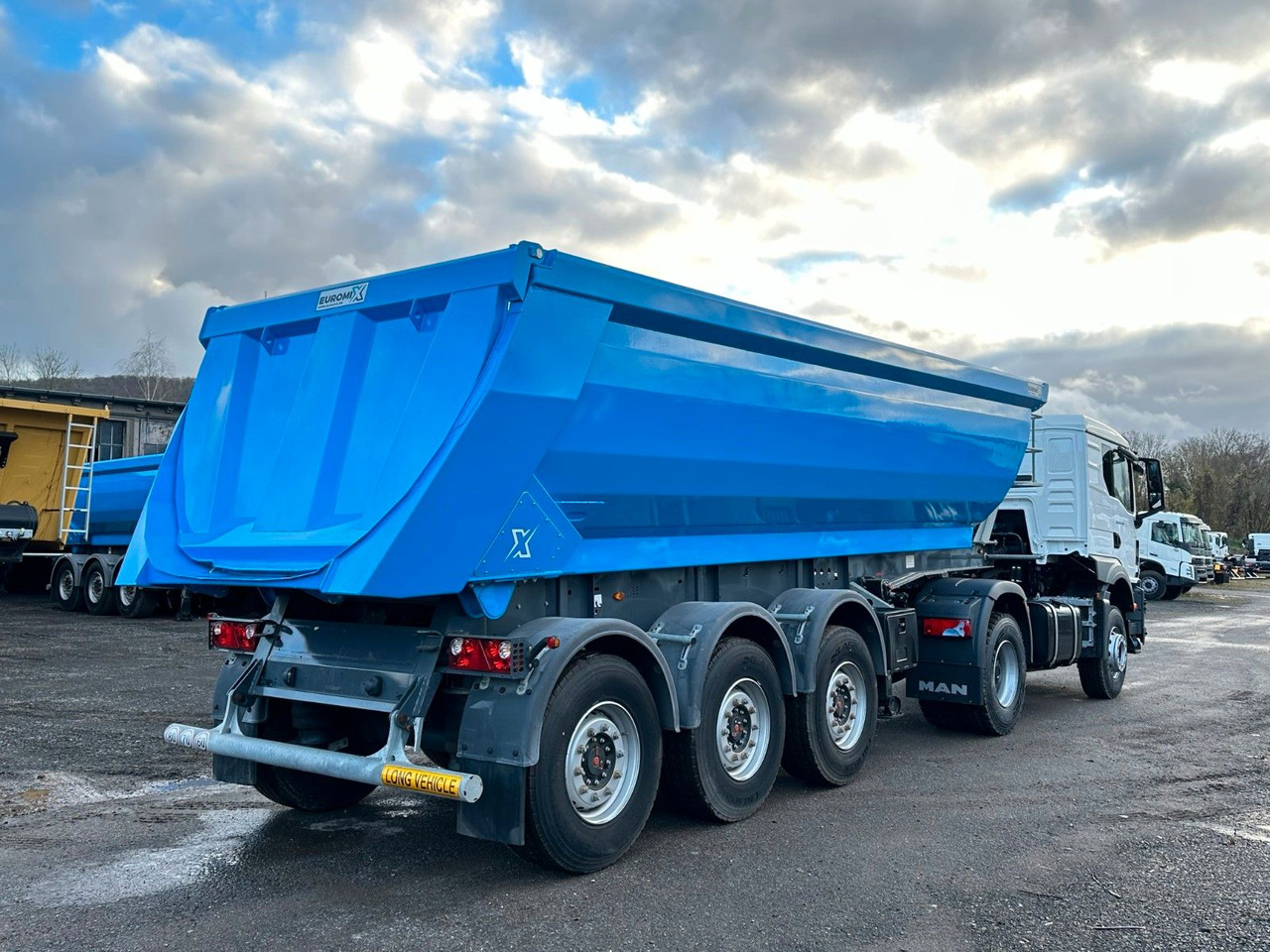 MAN TGS 22.440 4x2 Euro 2 EuromixMTP Kipper 27m³ MAN TGS 22.440 4x2 Euro 2 EuromixMTP Kipper 27m³ - Cap tractor: Foto 5 MAN TGS 22.440 4x2 Euro 2 EuromixMTP Kipper 27m³ MAN TGS 22.440 4x2 Euro 2 EuromixMTP Kipper 27m³ - Cap tractor: Foto 5