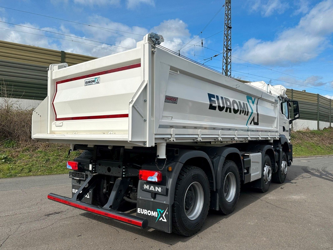 MAN EuromixMTP 3-Seiten-Kipper Aufbauten MAN EuromixMTP 3-Seiten-Kipper Aufbauten - Camion basculantă: Foto 4 MAN EuromixMTP 3-Seiten-Kipper Aufbauten MAN EuromixMTP 3-Seiten-Kipper Aufbauten - Camion basculantă: Foto 4