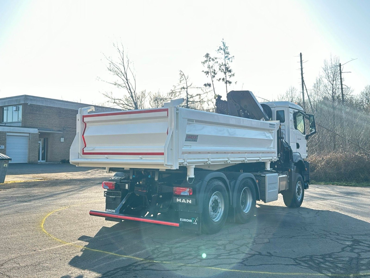 MAN TGS 28.440 6x4-4/3-Seiten- Kipper / Hiab 228-6 - Camion basculantă, Camion cu macara: Foto 4 MAN TGS 28.440 6x4-4/3-Seiten- Kipper / Hiab 228-6 - Camion basculantă, Camion cu macara: Foto 4