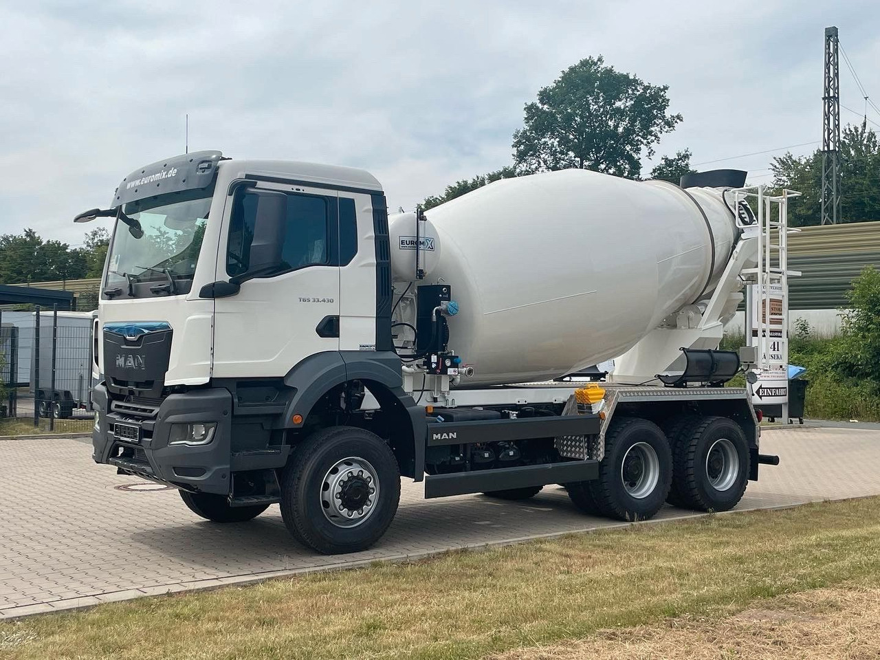 MAN TGS 33.440 6X4 / 6X6 /Euro6e EuromiX EM 8 - Autobetonieră: Foto 2 MAN TGS 33.440 6X4 / 6X6 /Euro6e EuromiX EM 8 - Autobetonieră: Foto 2