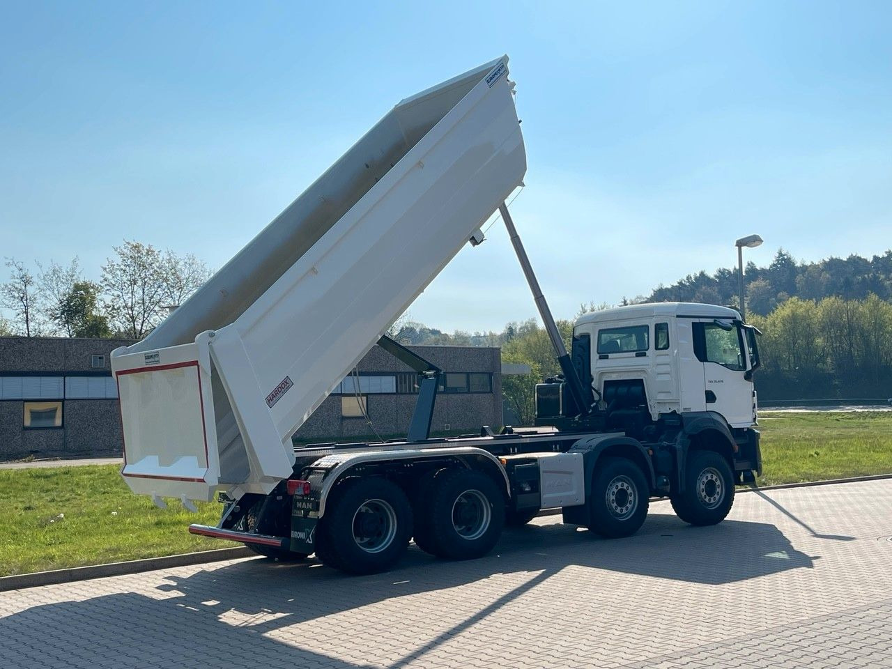 Camion basculantă MAN TGS 35.470 BB 8X4 Mulden Kipper 10X Vorhanden: Foto 15