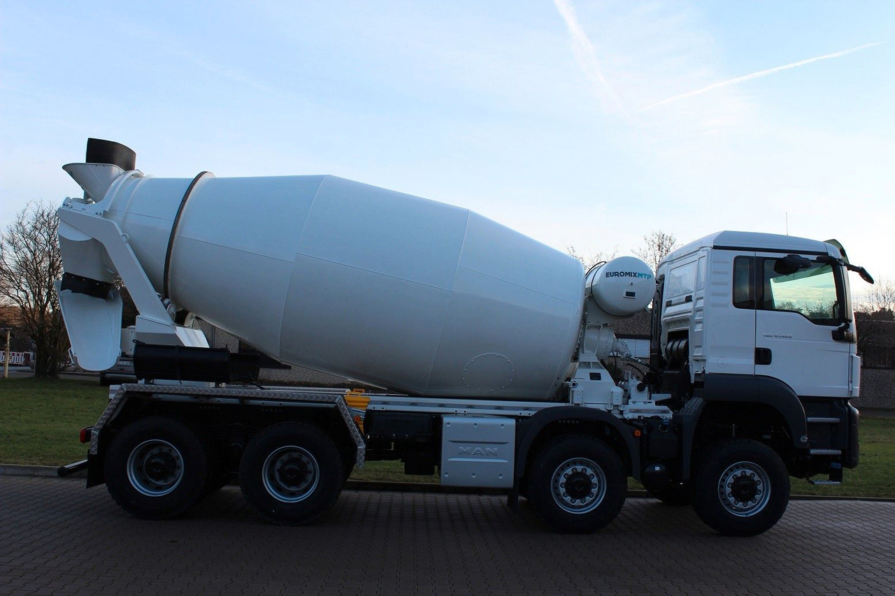 MAN TGS 35.480 8x6 EuromixMTP EM 10 L MAN TGS 35.480 8x6 EuromixMTP EM 10 L - Autobetonieră: Foto 4 MAN TGS 35.480 8x6 EuromixMTP EM 10 L MAN TGS 35.480 8x6 EuromixMTP EM 10 L - Autobetonieră: Foto 4